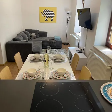 Daire Secret Garden - Wonderful City Centre - Ground Floor - Quiet Location Krakow