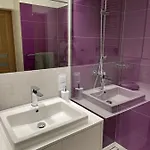 Secret Garden - Wonderful City Centre - Ground Floor - Quiet Location *